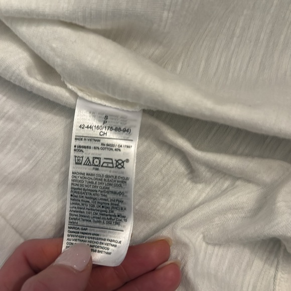 Express button down top - Picture 3 of 4